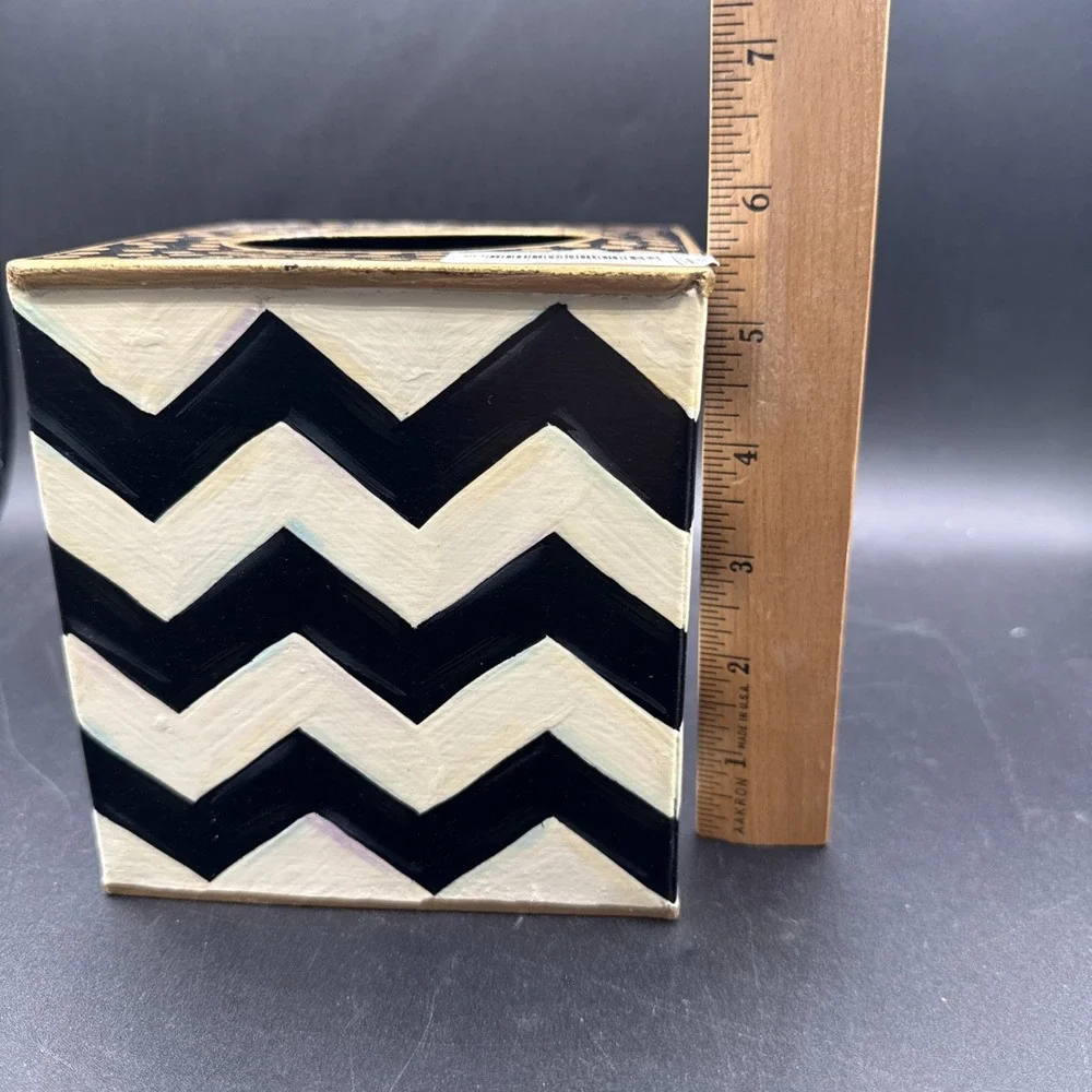 RARE NWT Retired MacKenzie-Childs Zig Zag Polka Dot Boutique Tissue Box Cover